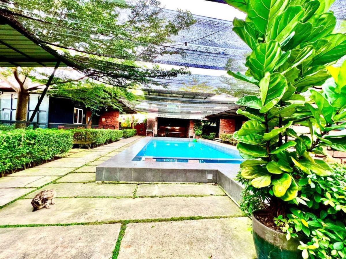 Petak Padin Cottage By The Pool, Кепала Батас Экстерьер фото
